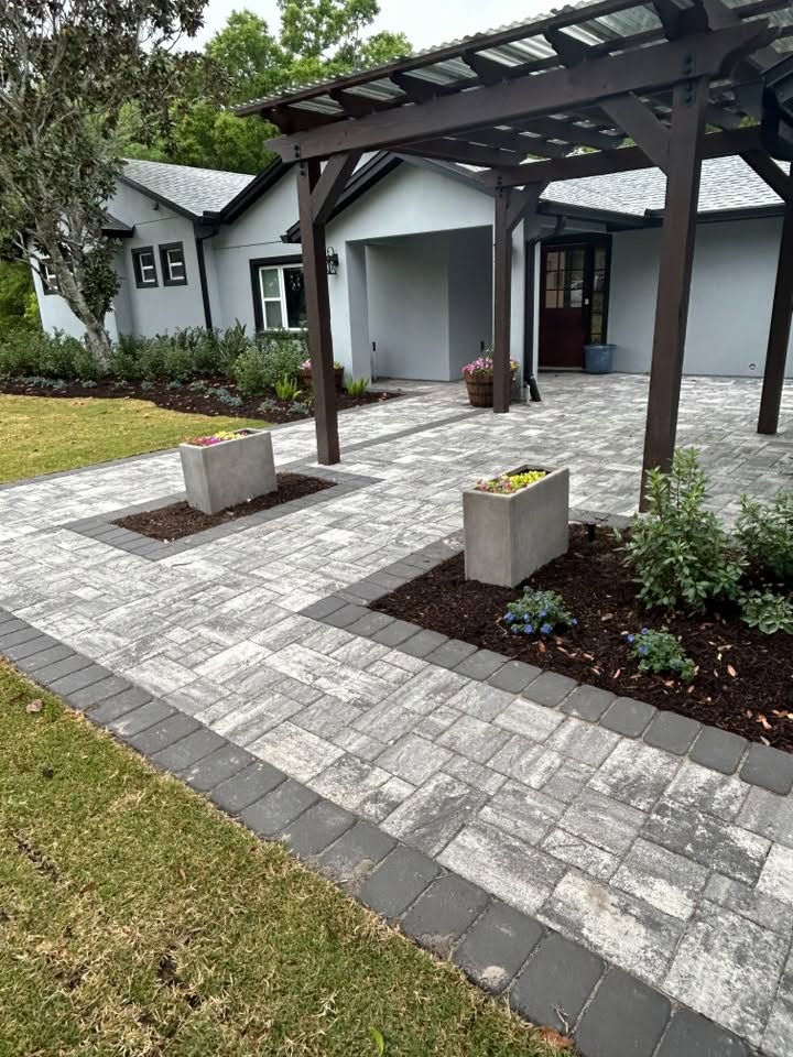 Paver patio detail